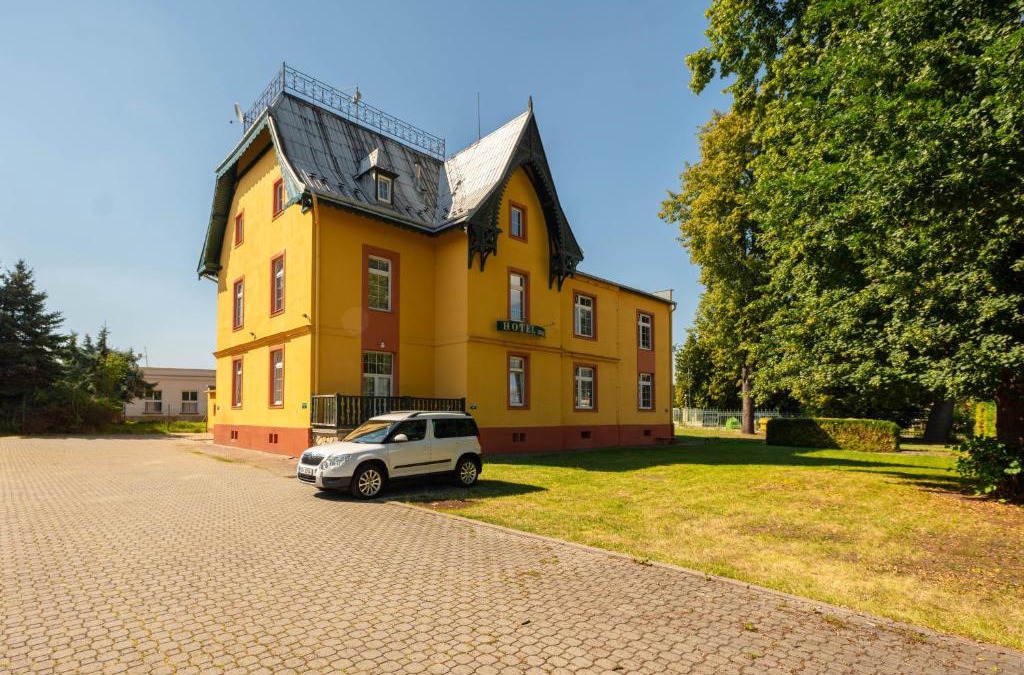 Moravska Trebova Hotel | Hotel Orka