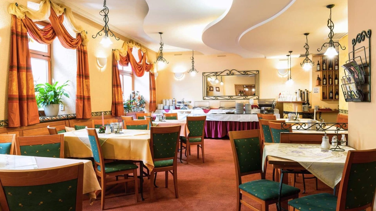Plzen Hotel | Hotel Palace