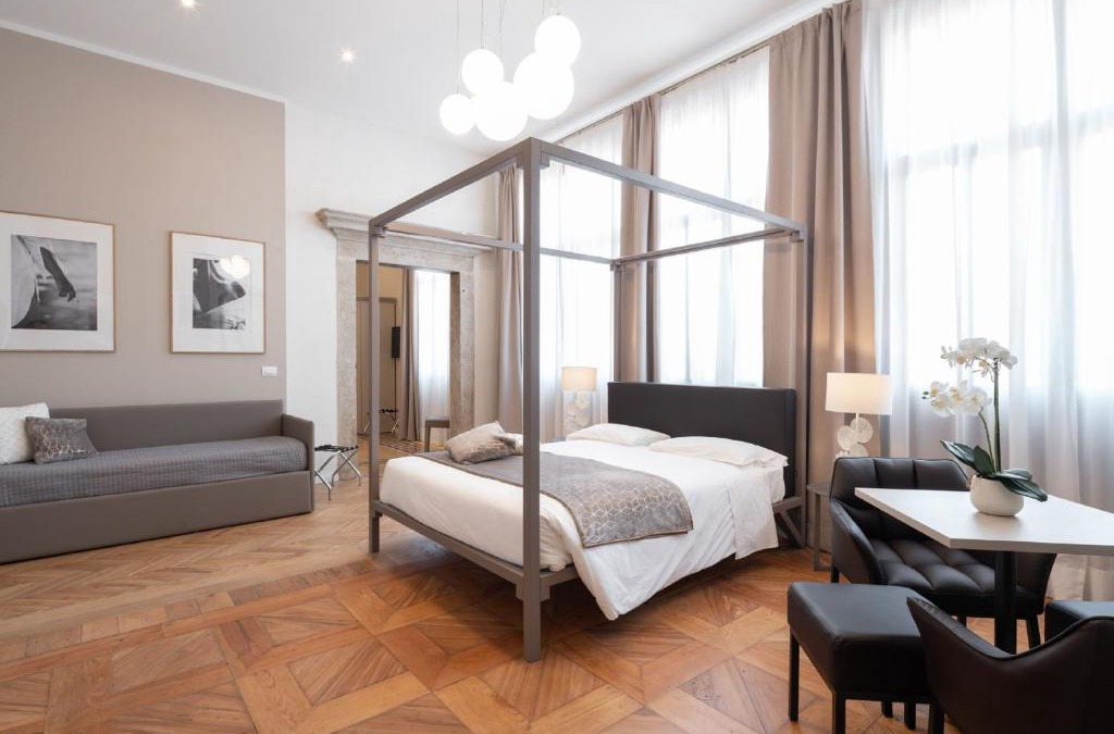 Santa Croce Hotel | Hotel Palazzo Martinelli Dolfin