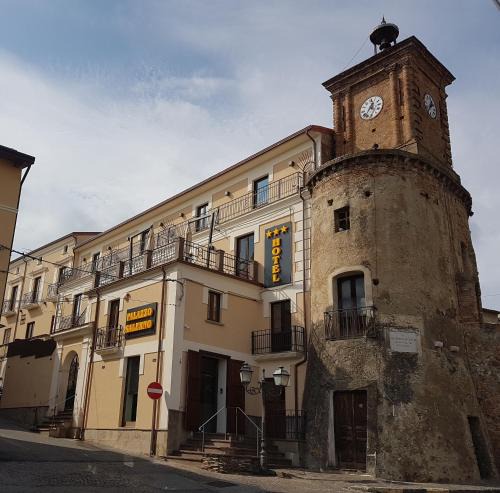 Roggiano Gravina Hotel | Hotel Palazzo Salerno