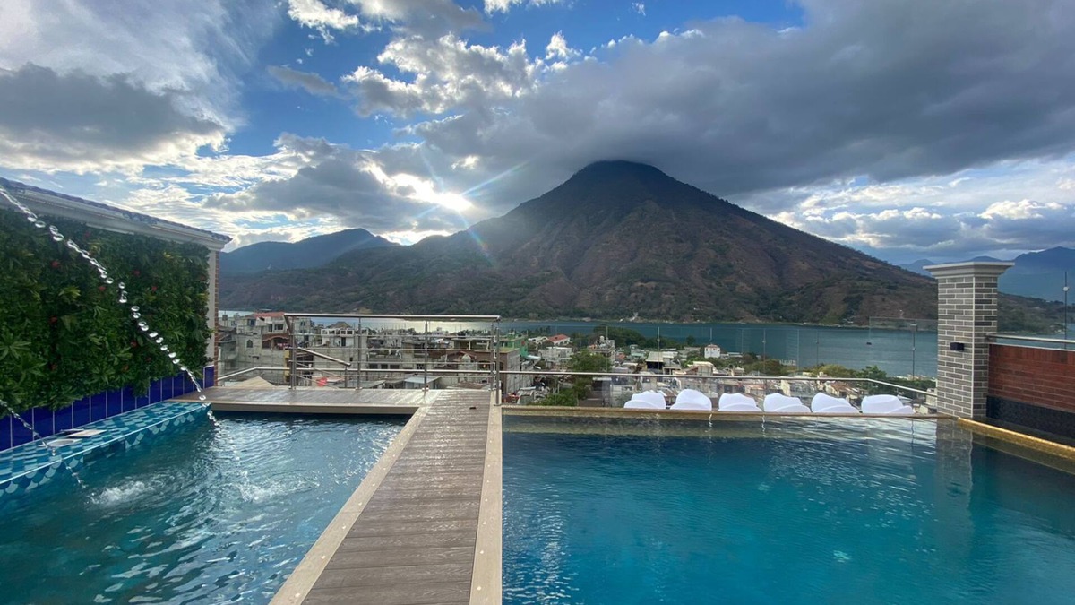 Santiago Atitlan Hotel | Hotel Palmera Dorada