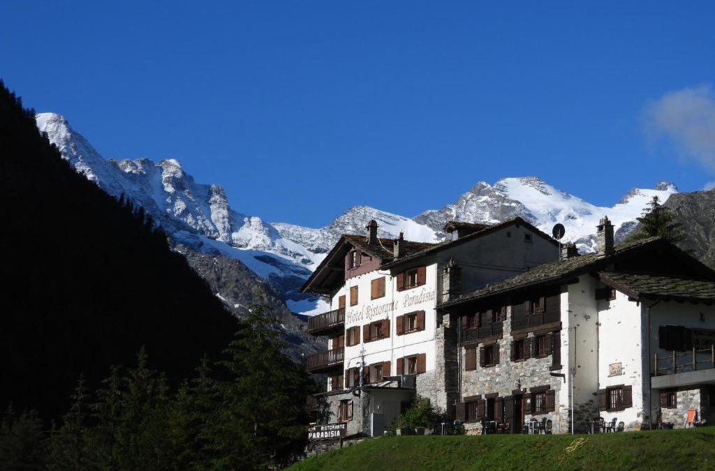 Valnontey Hotel | Hotel Paradisia