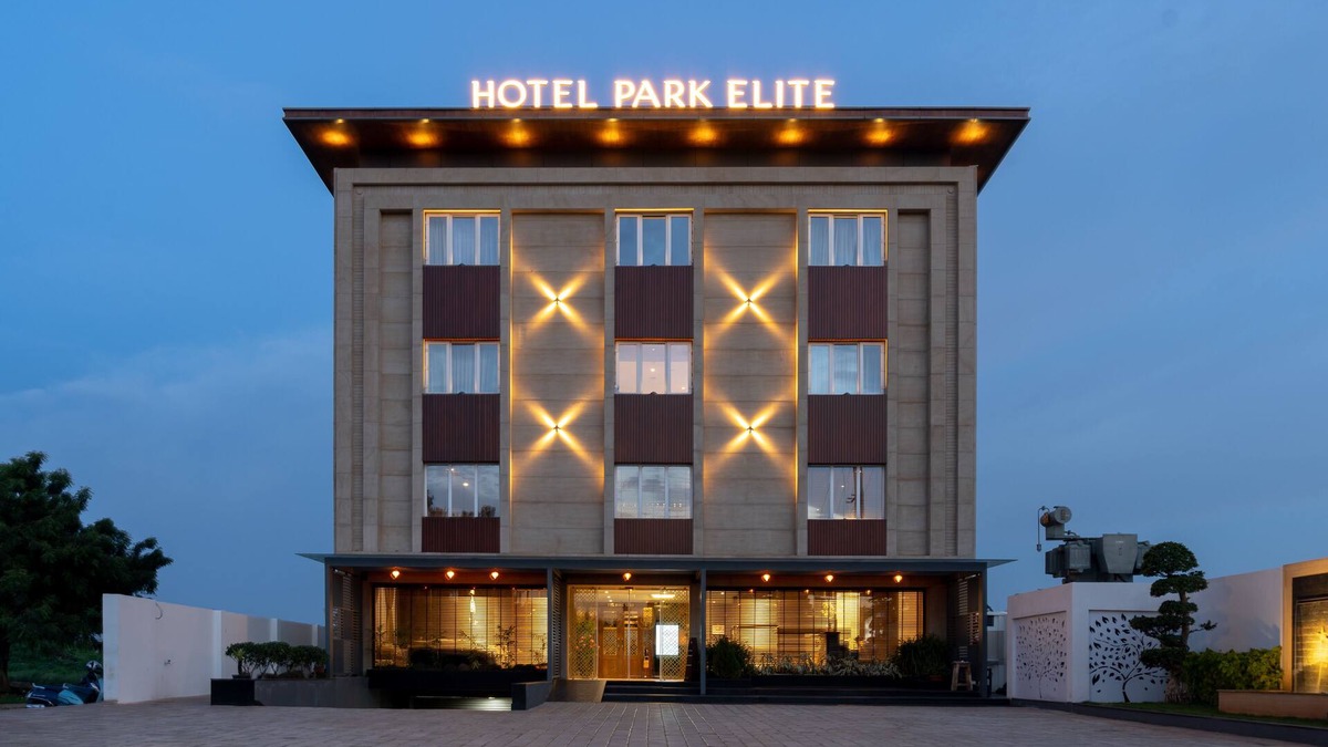 Gannavaram Hotel | Hotel Park Elite