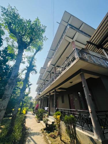 Sauraha Hotel | Hotel Park Inn