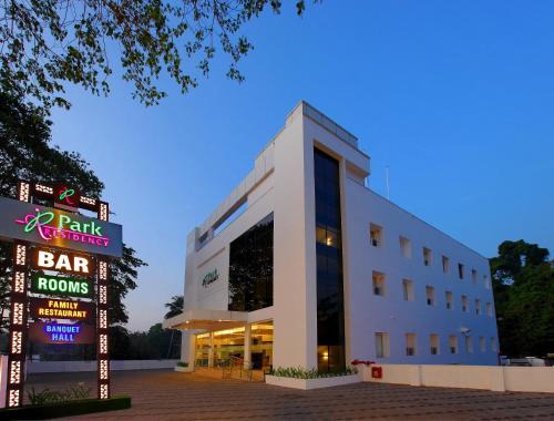 Mahe Hotel | Hotel Park Residency Kuttiyadi