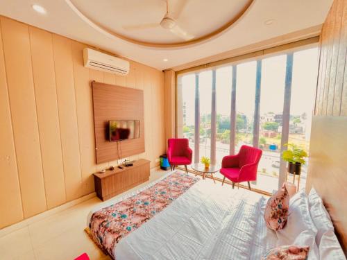 Zirakpur House | Hotel pearl Grand