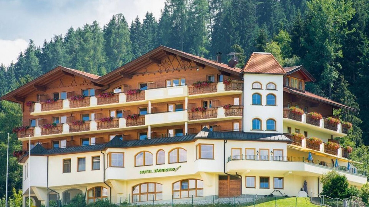 Kolsassberg Cottage | Hotel Pension Jägerhof KG - Doppelzimmer Haupthaus