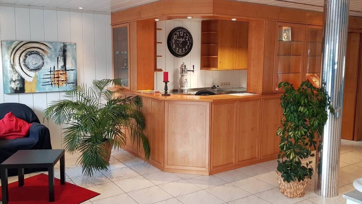 Bilfingen Hotel | Hotel Pension Kaempfelbach