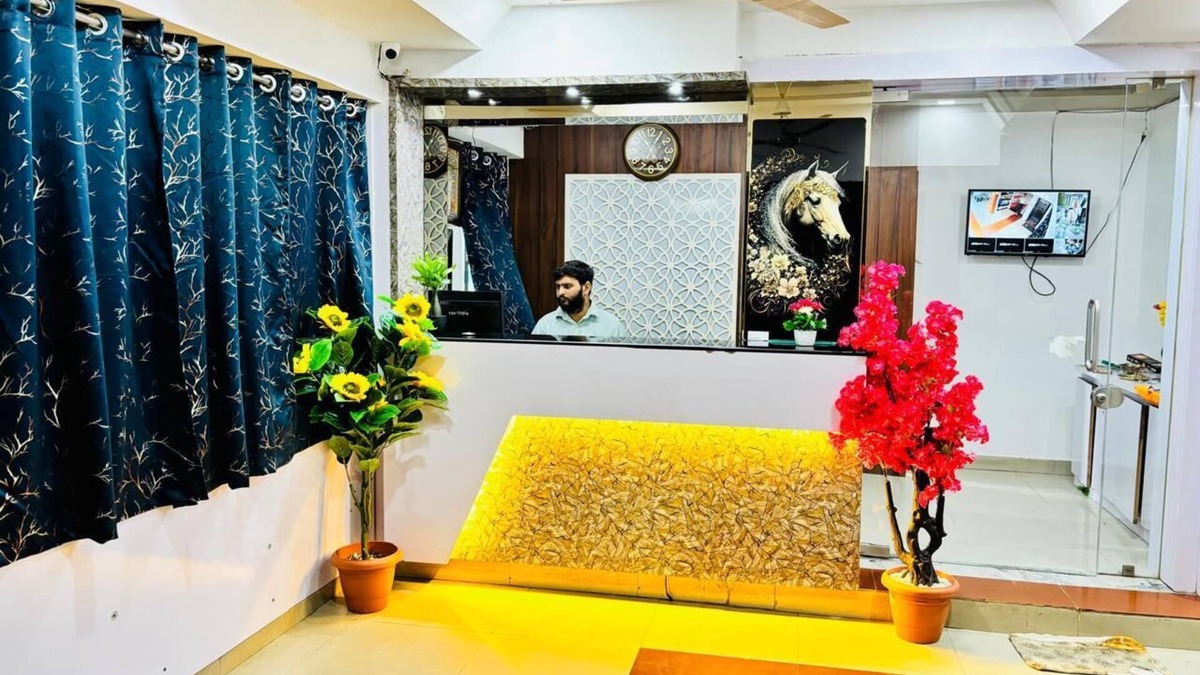 Ahmedabad Hotel | HOTEL PHILIPS