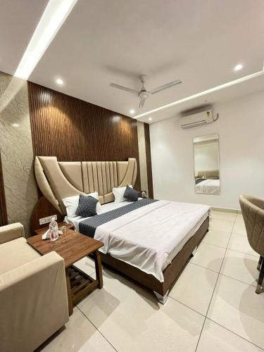 Ludhiana Hotel | Hotel platinum inn