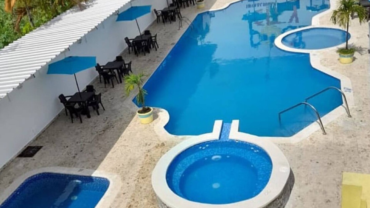 Bonao Hotel | Hotel pool city