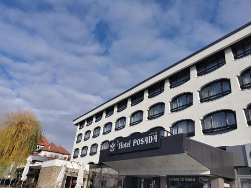 Curtea De Arges Hotel | Hotel Posada