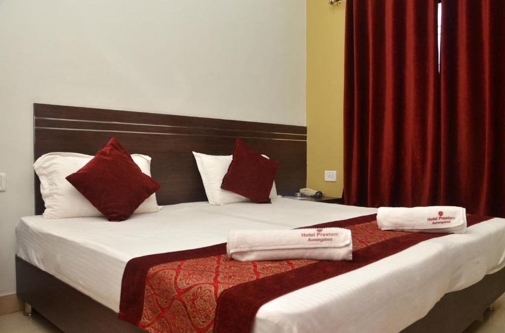 Daulatabad Hotel | Hotel Preetam Aurangabad