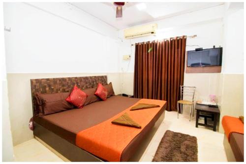 Merces Hotel | HOTEL PREMIUM TRAVELLERS # iNN Near Temple - Fully Air Conditioning Hotel - Hygiene And Spacious Room - A Top Rated Luxuary Hotel