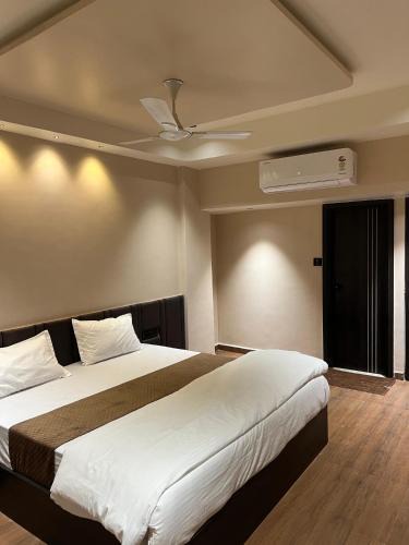 Surat Hotel | Hotel Presidency