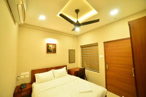 Kottakkal Hotel | Hotel Priya