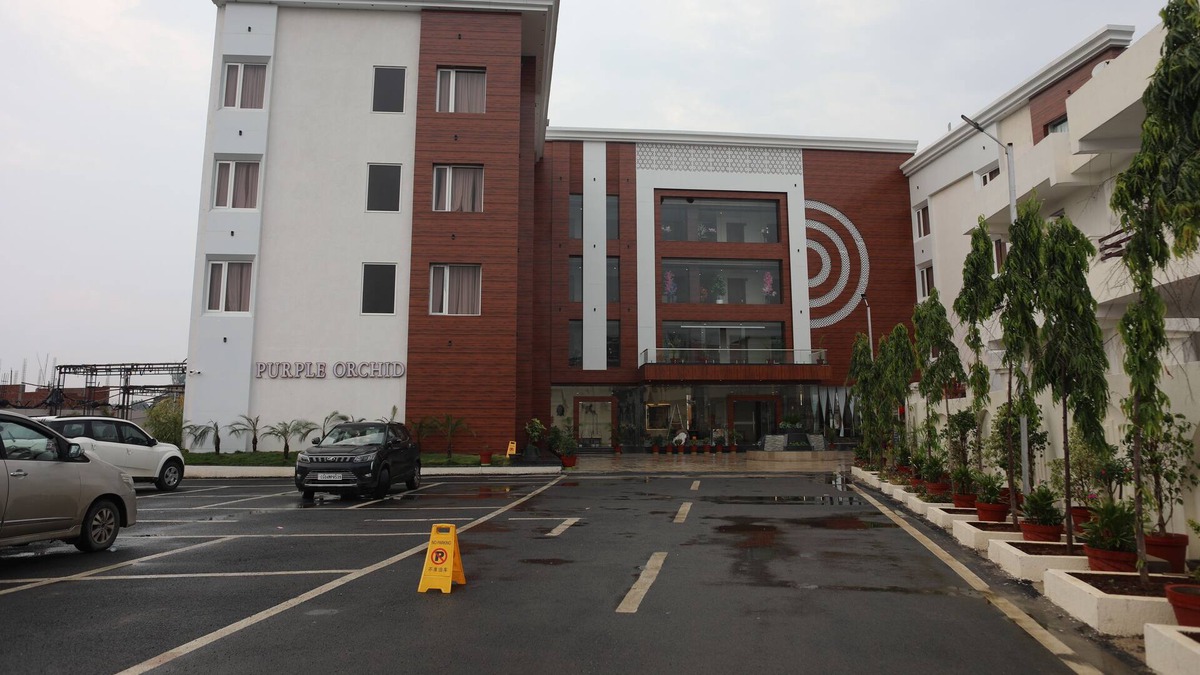 Ambikapur Hotel | HOTEL PURPLE ORCHID