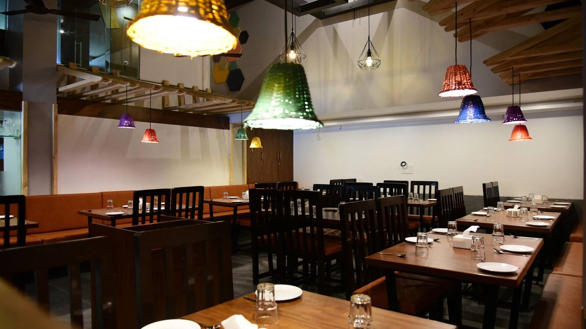 Satara Hotel | Hotel Pushpak Satara