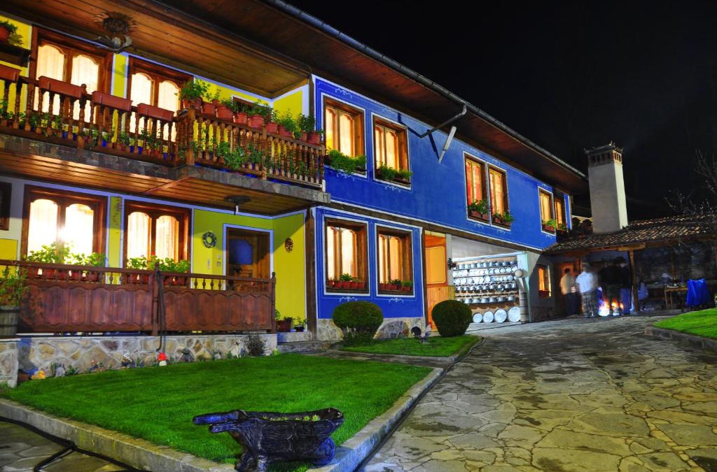 Koprivshtitsa Hotel | Hotel Rai
