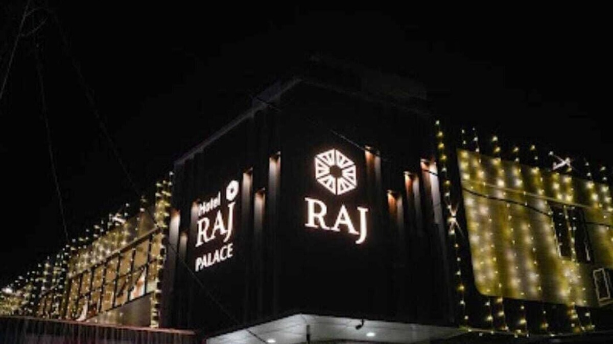 Amreli Hotel | HOTEL RAJ PALACE