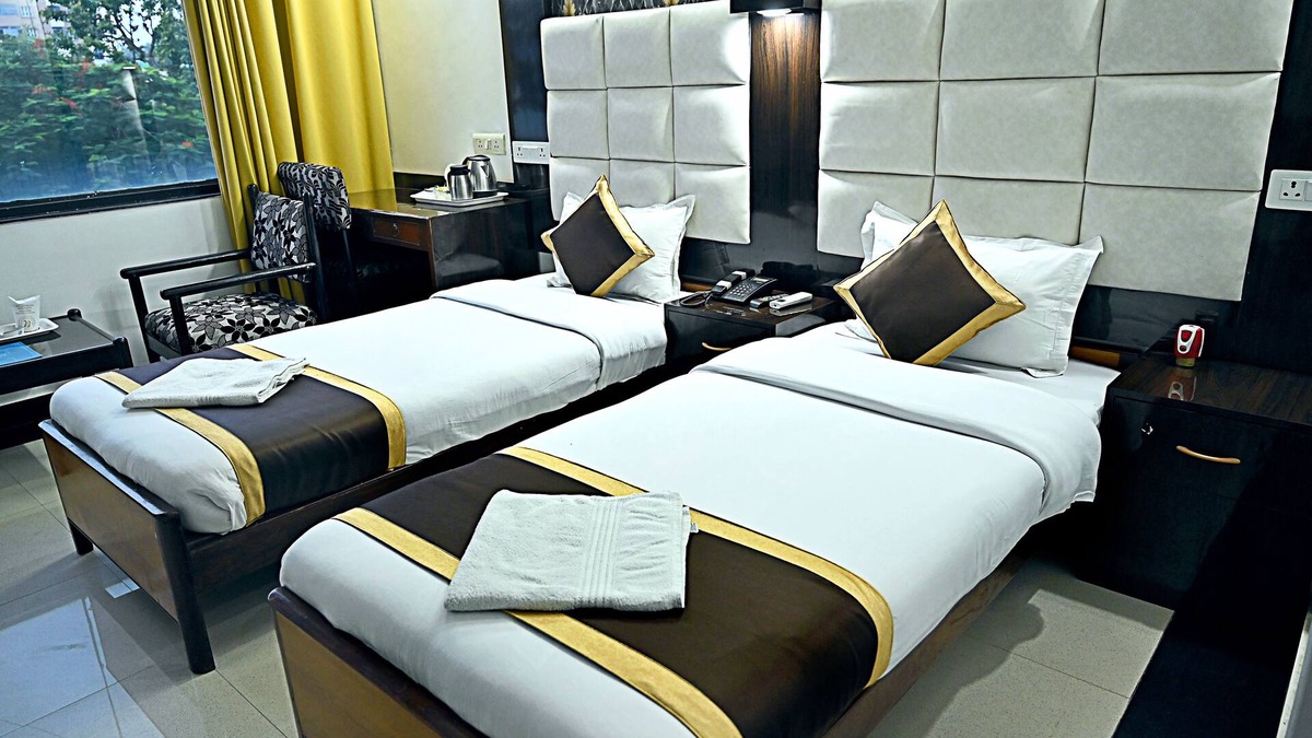 Sahibganj Hotel | Hotel Rajhans International