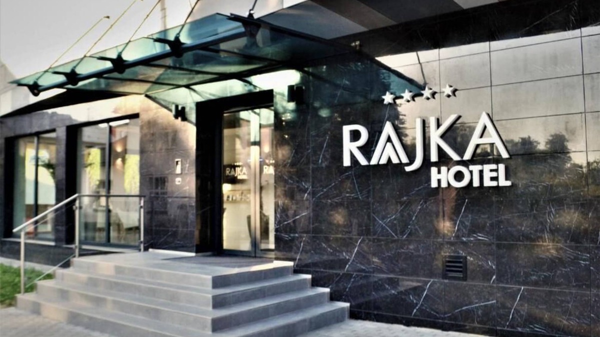 Valasske Mezirici Hotel | Hotel Rajka