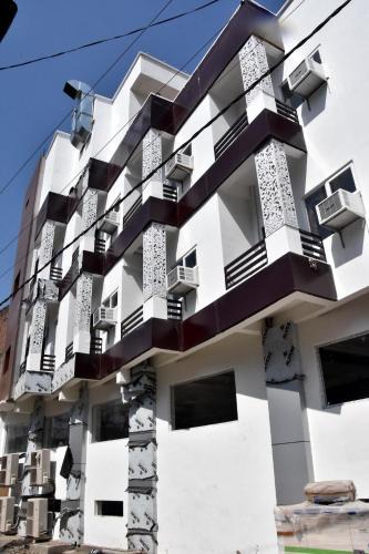 Tanakpur Hotel | Hotel Rajshree
