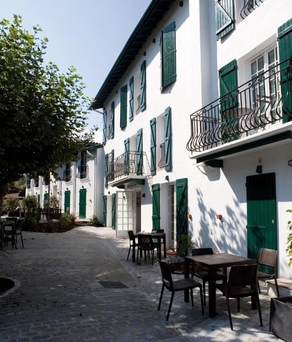 Ascain Hotel | Hotel Residence Alaïa