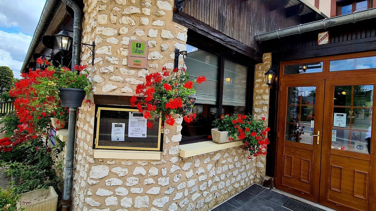 Menesqueville Hotel | Hotel Restaurant l'Unique