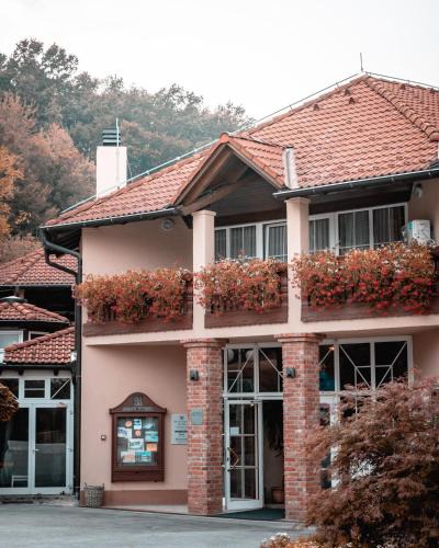 Veliko Trgovisce Hotel | Hotel & Restaurant Se-Mi