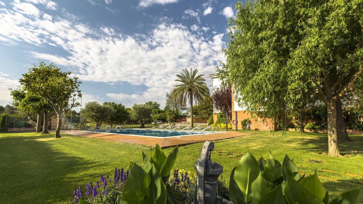 Vilafreser Hotel | Hotel Restaurant Sausa