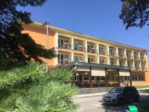 Turcianske Teplice Hotel | Hotel Rezident
