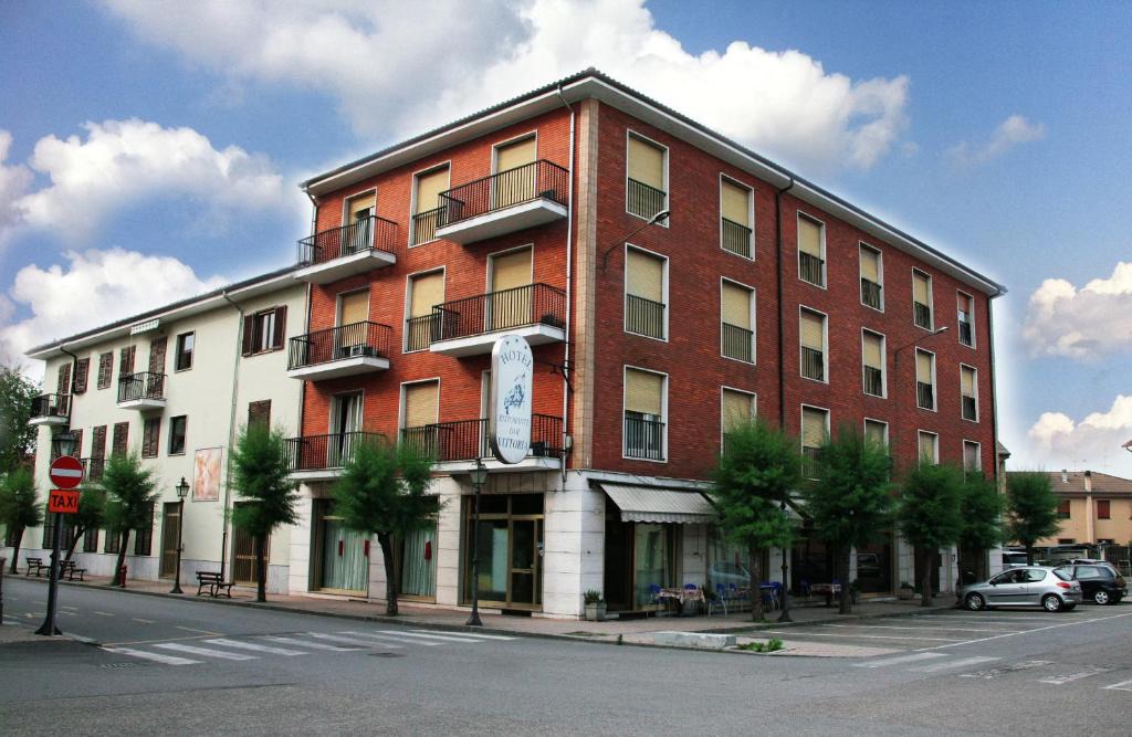 Santhia Hotel | hotel ristorante vittoria