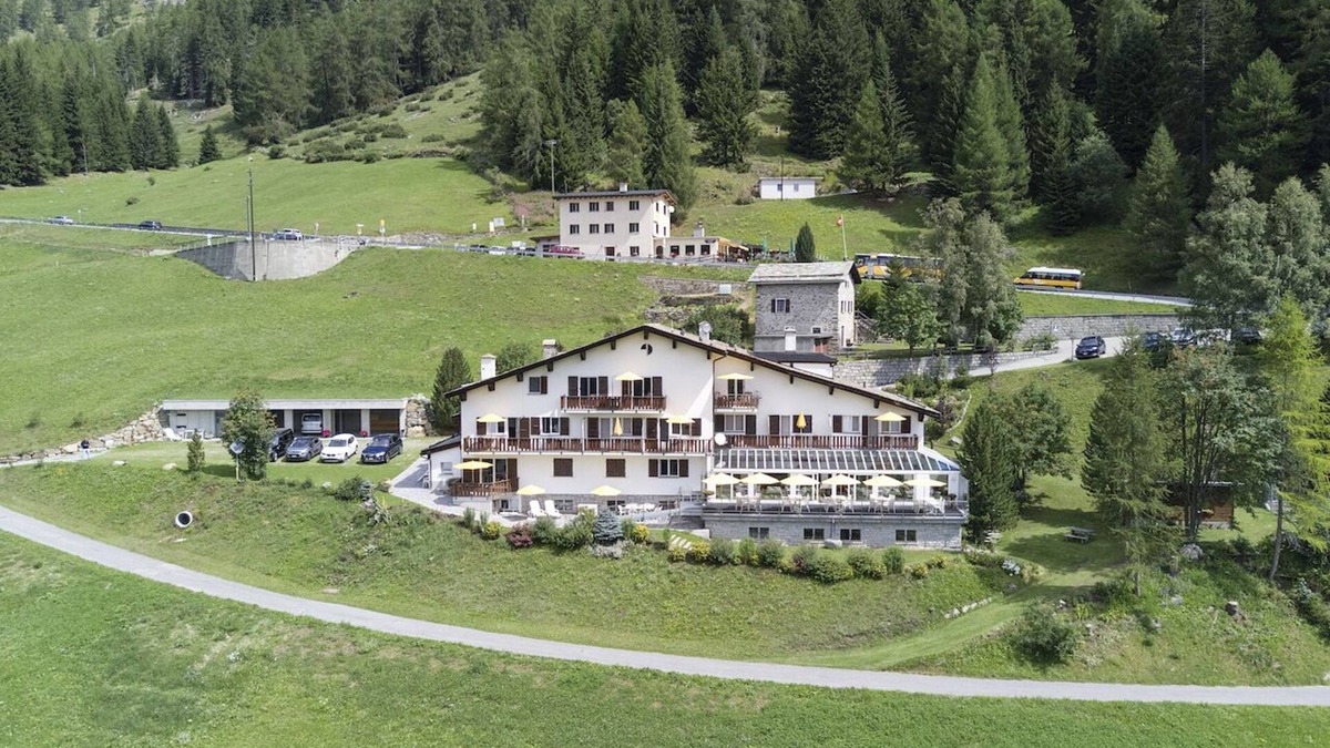 Poschiavo Hotel | Hotel Ristorante Zarera