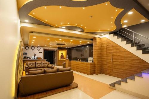Agra Hotel | Hotel Riya Palace - Idgah Railway Station Agra