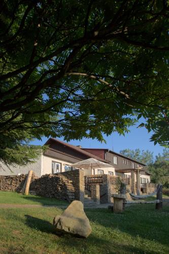 Lhota nad Rohanovem Hotel | Hotel Rohanov