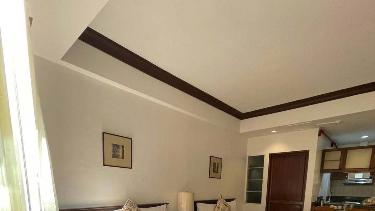Talisay Hotel | Hotel room at Club Balai Isabel in Talisay Batangas, the Gateway to Taal Volcano