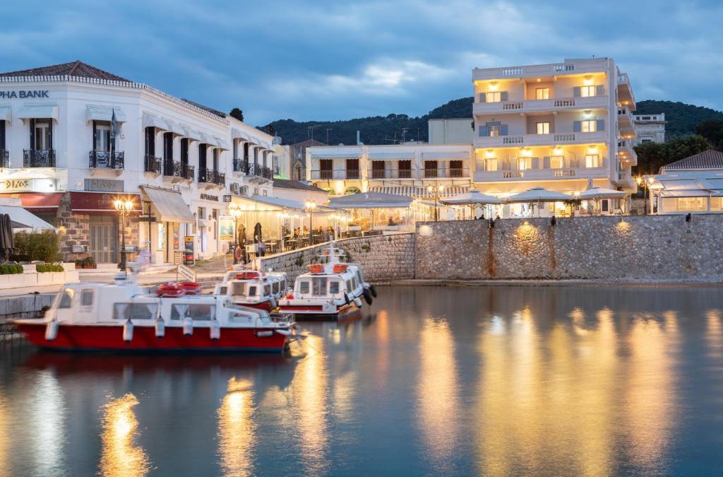 Spetses Hotel | Hotel Roumani