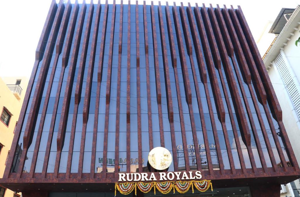 Shirdi Hotel | Hotel Rudra Royals