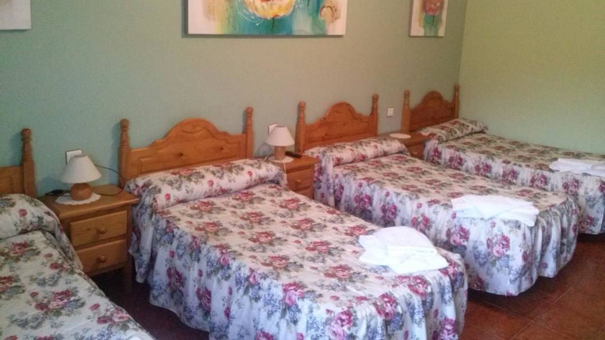 Pesquera de Ebro Hotel | Hotel Rural El Arco
