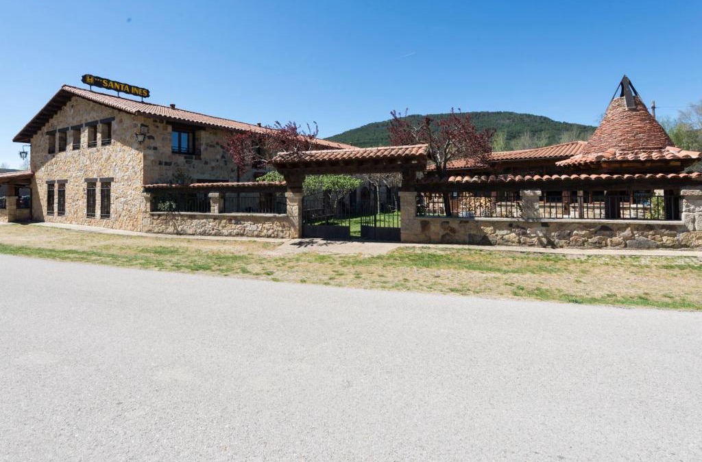 Vinuesa Hotel | Hotel Rural Santa Inés