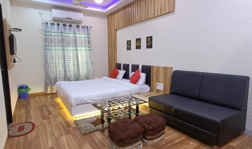 Hingoli Hotel | Hotel RW International