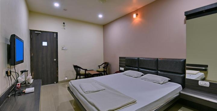 Raigarh Hotel | Hotel Saket Heritage
