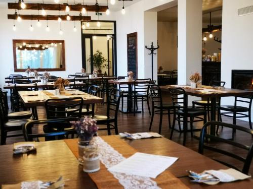 Senov u Noveho Jicina Hotel | Hotel Salaš