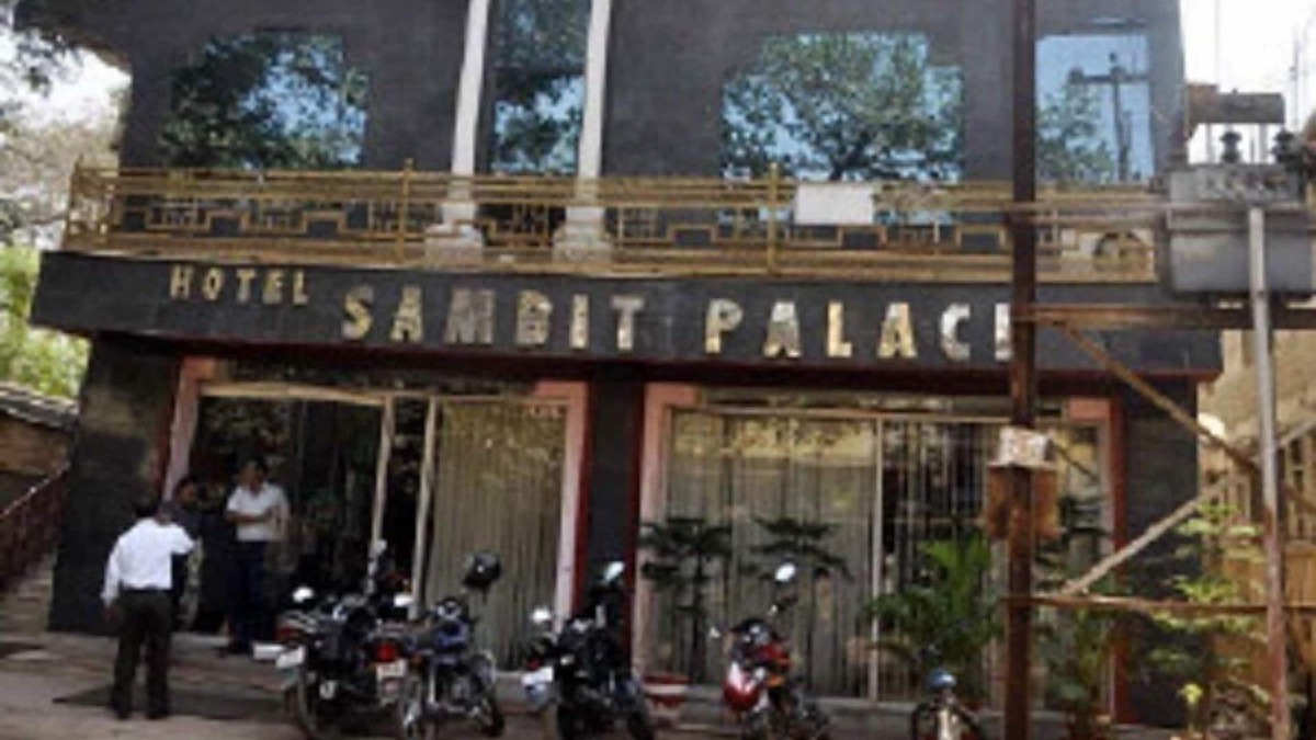 Bhubaneshwar Hotel | Hotel Sambit Palace