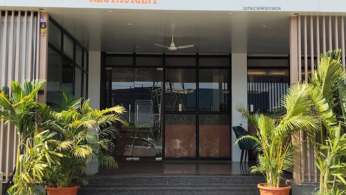 Wadgaon Hotel | Hotel Sara Executive