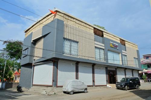 Barwani Hotel | Hotel Satyawati Signature