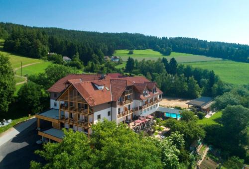 Waldbach-Monichwald Hotel | Hotel Schwengerer