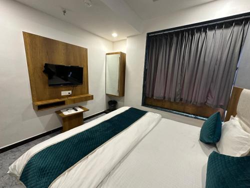 Surat Hotel | Hotel secure inn saroli