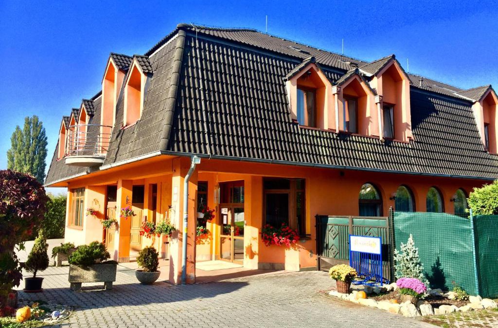 Senica Hotel | Hotel Senica, Garni